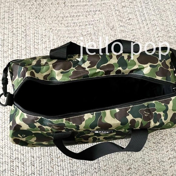 💚🤎 A bathing ape bape camo duffel gym travel bag - Picture 2 of 4